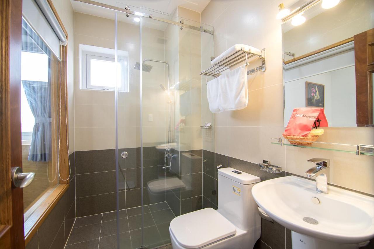 Reddoorz Plus Near Lotte Mart Cong Hoa Ho Chi Minh-staden Exteriör bild