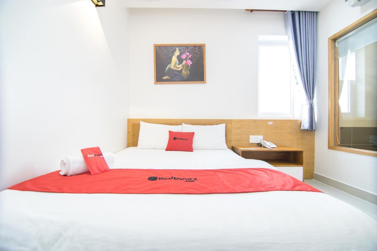 Reddoorz Plus Near Lotte Mart Cong Hoa Ho Chi Minh-staden Exteriör bild