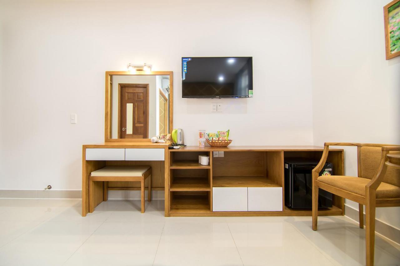 Reddoorz Plus Near Lotte Mart Cong Hoa Ho Chi Minh-staden Exteriör bild