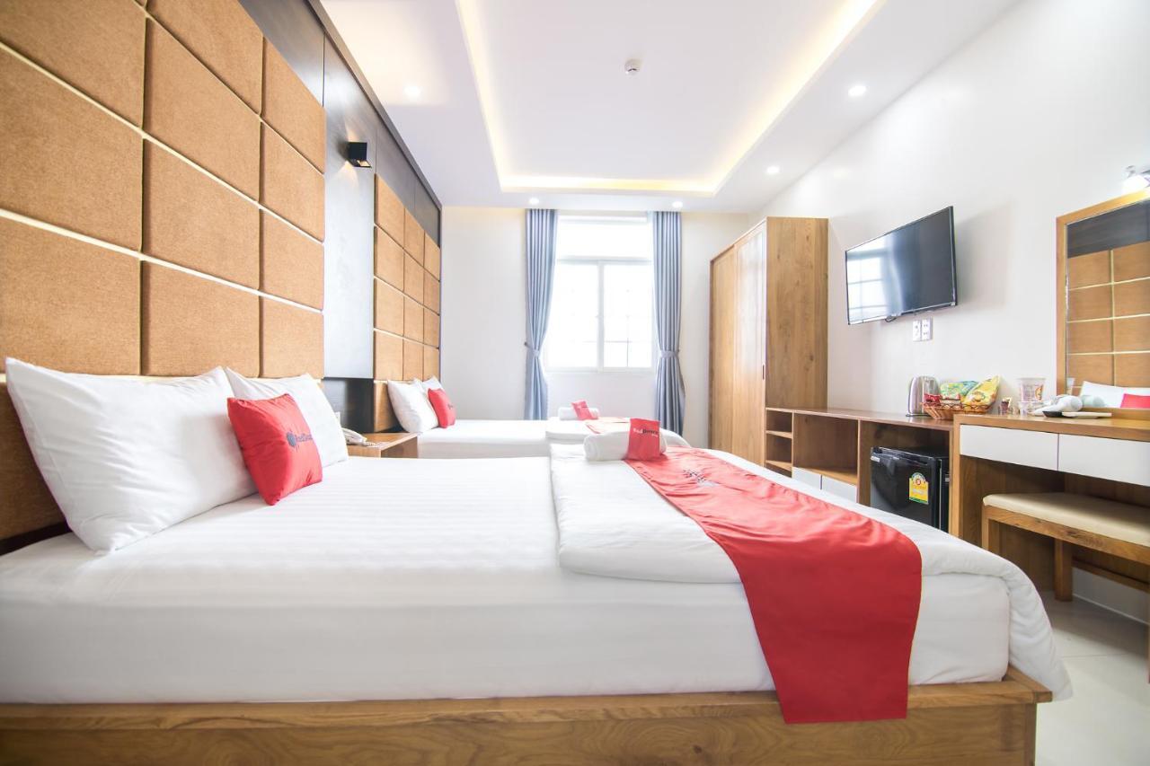 Reddoorz Plus Near Lotte Mart Cong Hoa Ho Chi Minh-staden Exteriör bild