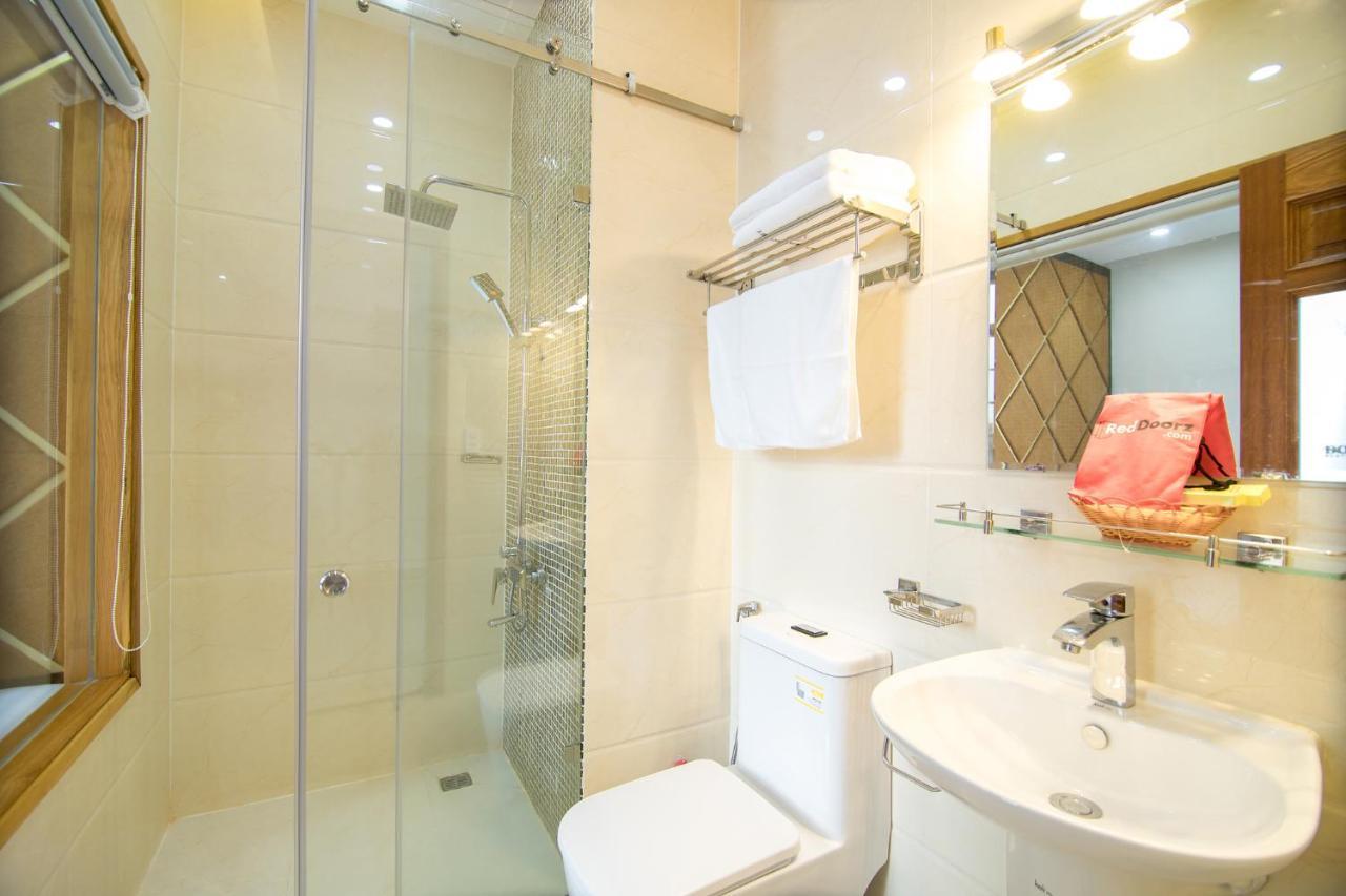 Reddoorz Plus Near Lotte Mart Cong Hoa Ho Chi Minh-staden Exteriör bild