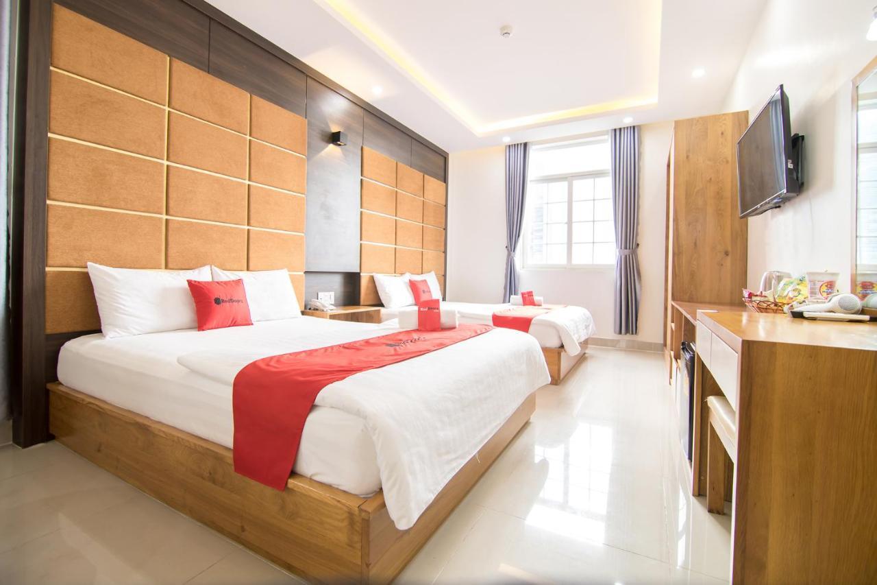 Reddoorz Plus Near Lotte Mart Cong Hoa Ho Chi Minh-staden Exteriör bild